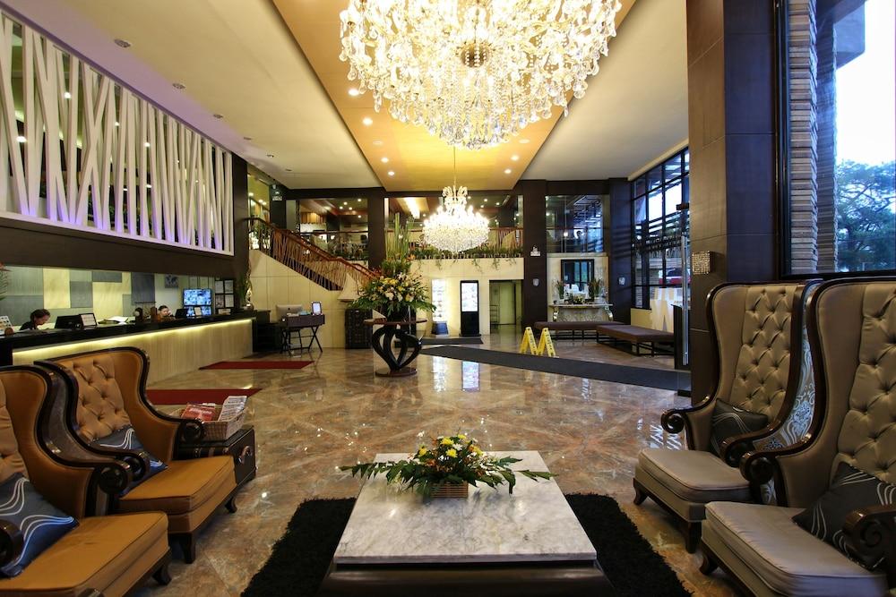 Venus Parkview Hotel Baguio City Екстер'єр фото